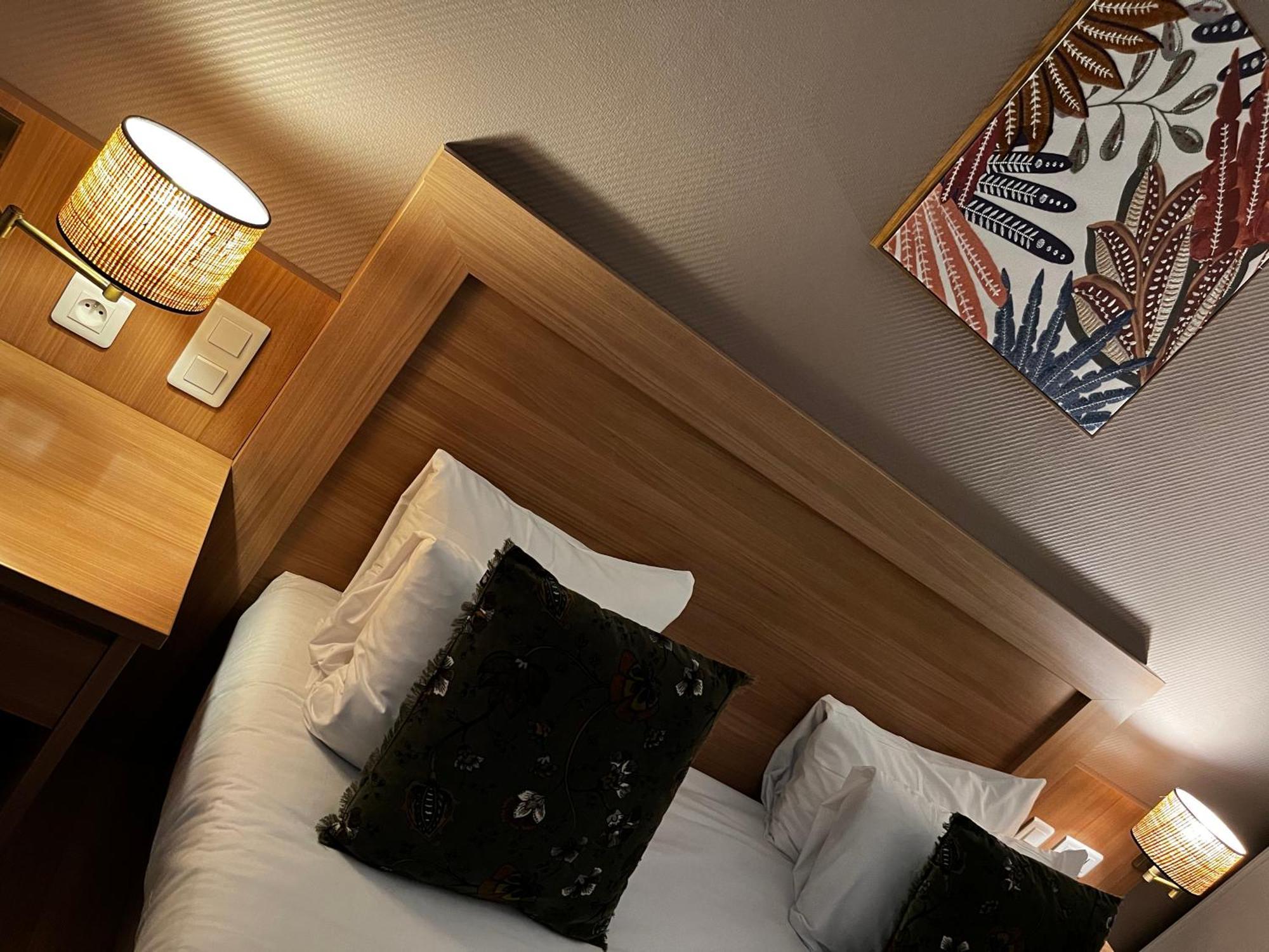 Cit'Hotel Le Louvre Orange מראה חיצוני תמונה